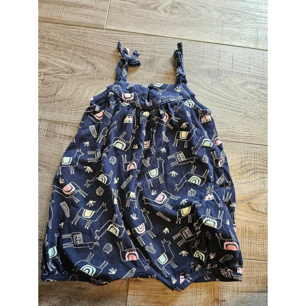Baby gap romper 3-6‎ mos